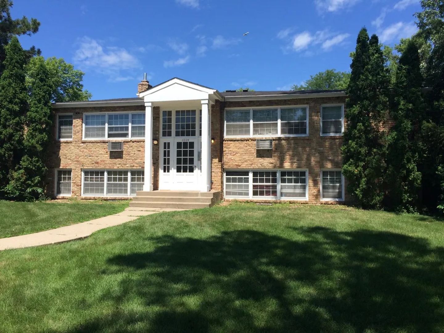 Huntly Flats and Nina Flats